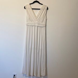 New York & Company White Crinkle Maxi Dress Size L